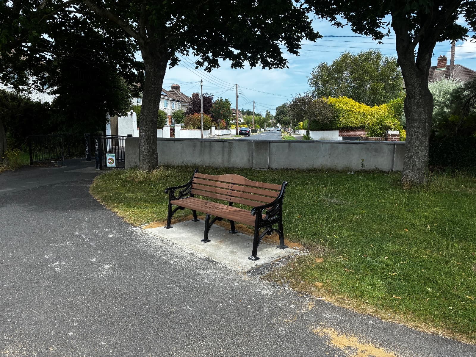 A new bench has been installed beside the Roebuck Road entrance to Rosemount Green